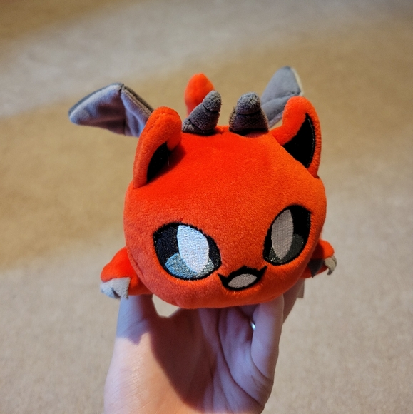 Aphmau Cat Plush - Picture 1 of 3